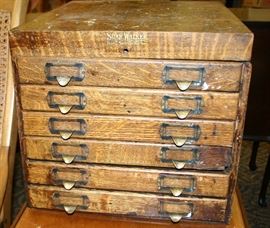 6 Drawer Oak Type Chest