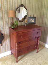 Plantation desk closed