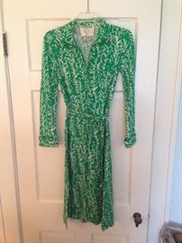 Diane Von Furstenberg vintage jumper