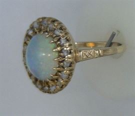 Side view of the opal ring