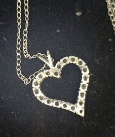 Back of the heart pendant