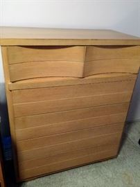 Blonde, Mid-century modern Bedroom set. will sell items separately. Great condition. 4 beautiful pieces.