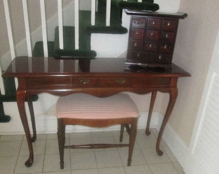 Parson's table, stool and jewelry box