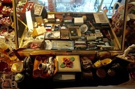 pocketknives, mens jewelry, military items