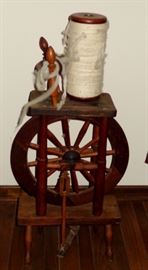 OLD SPINNING WHEEL IN GOOD CONDITION
