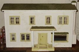ELEGANT IMPRESSIVE STUCCO MINIATURE DOLL HOUSE