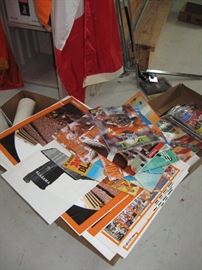 UT related items including autographed Heath Shuler posters