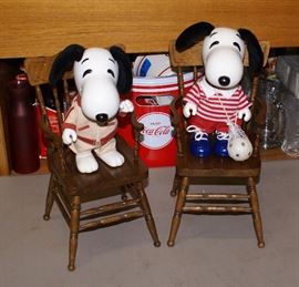 C.1960's Snoopy Dogs