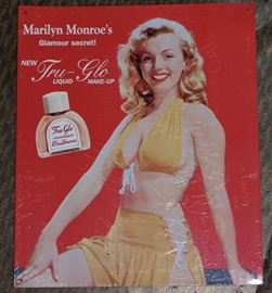 Marylin Monroe Tin Sign