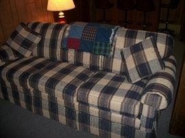 lancer sleeper/sofa