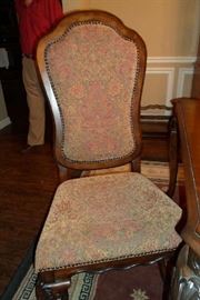 this is one of the 6 dining room chairs