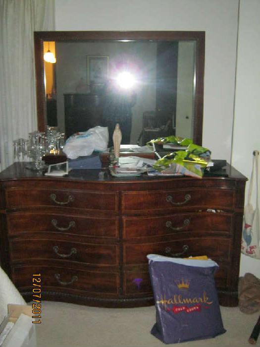 Heritage Dresser