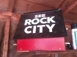 SEE ROCK CITY BIRD HOUSE