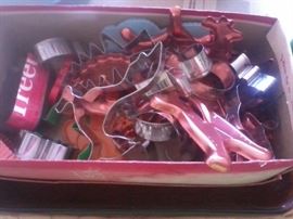 VINTAGE COOKIE CUTTERS