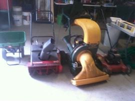 YARDMAN LAWN VAC, SCOTTS SPREADER