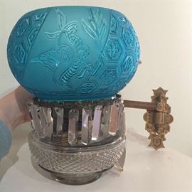 HELP!  I can not identify