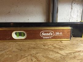 Sand's Level