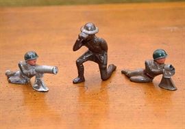 Vintage Diecast Cast Iron Toy Military / Army Figures 