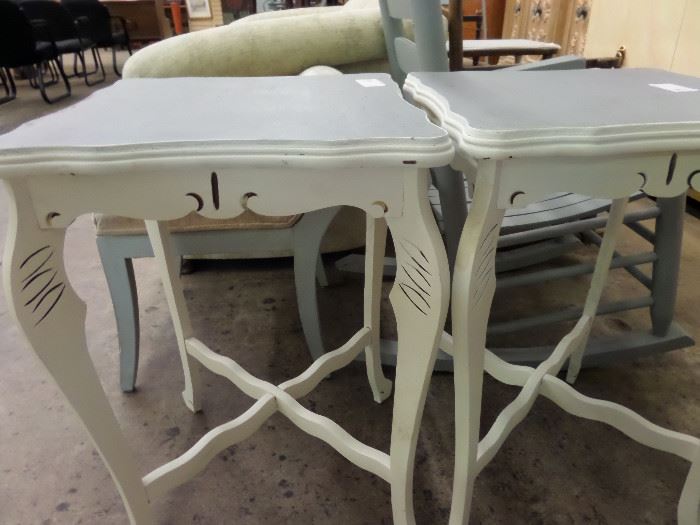 PAIR OF LAMP TABLES