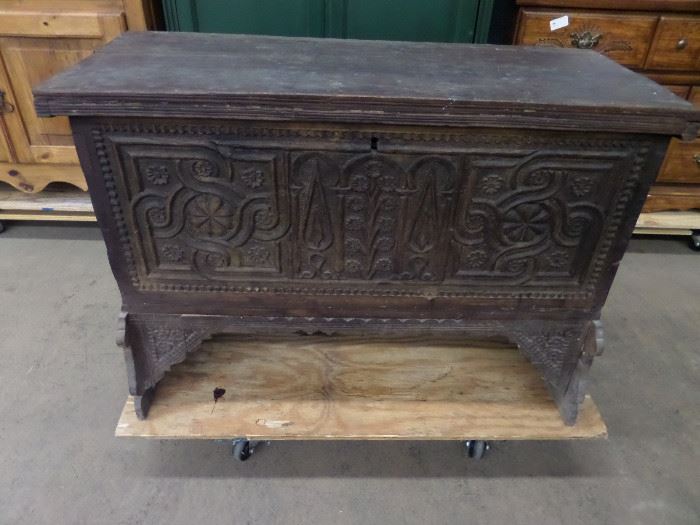 ANTIQUE TRUNK FROM SYRIA