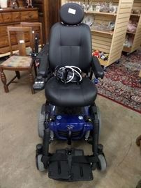 ELECTRIC WHEELCHAIR WITH RAMP