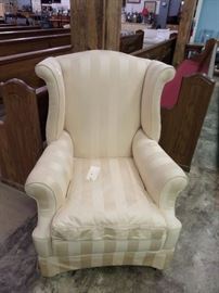 WING BACK CHAIR ON WHEELS