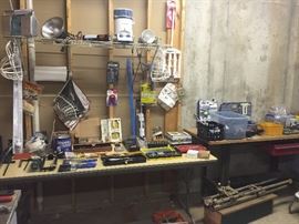 Several sets of wrenches, Dremel set