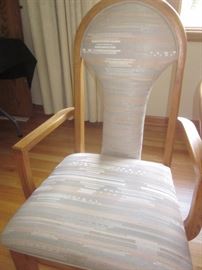 Kincaid, by La Z Boy. Dining Room Set including China Cabinet, Dining Table w/ 6 chairs.