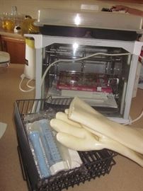 Rotisserie Chicken set. Includes, gloves, baster, Book, instructins 