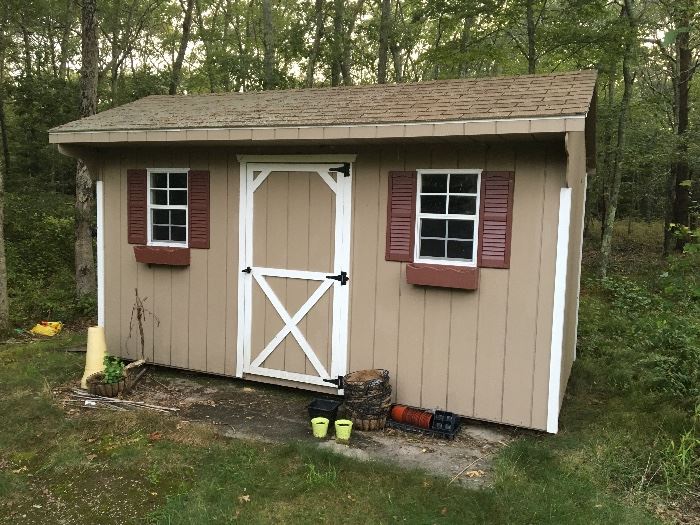 Custom 14 x 8 hardwood shed, excellent condition. Must sell