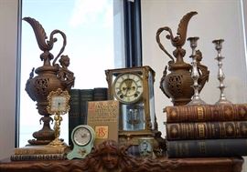Various Antique & Vintage Mantel and Shelf Clocks