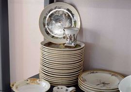 Chicago-Themed Dessert Plates