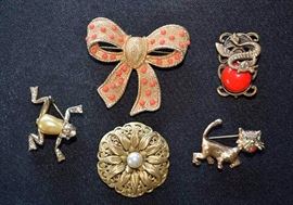 Vintage Brooches