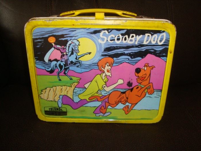 VINTAGE 1973 SCOOBY DOO LUNCH BOX WITH THERMOS