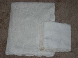 Great Table Linens - Many have the matching napkins available