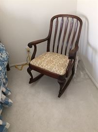 Vintage rocking chair 