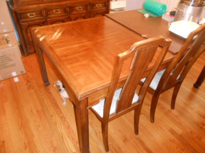 Dining table with leaves, pads 