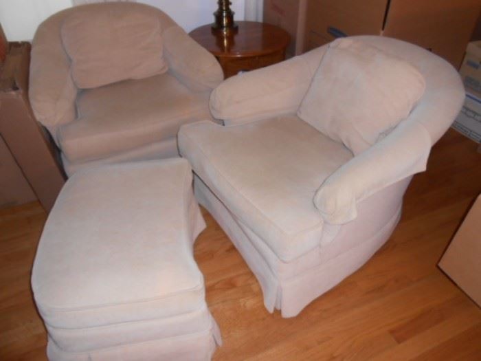 Drexel Heritage  arm chairs with ottoman