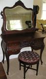 Vanity Dressing Table w/Mirror & Stool