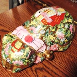 Chinese colorful ceramic cat statue ($20.00)