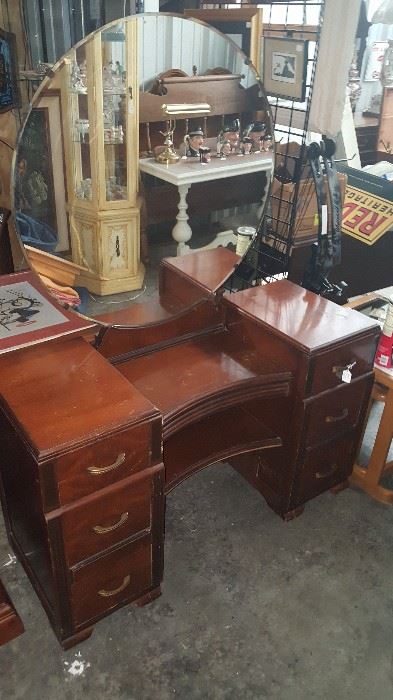 Vintage mahogany dressing-table