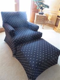 Club Chair & Ottoman
Sherrill Furniture Company
