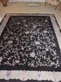 Chinese Hand Knotted Wool Oriental Rug
Black with Florial Design
