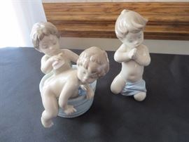 LLARDO Bathtime #6411
LLARDO A Childs Prayer   #6496
