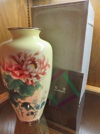 ANDO Cloisonne Vase
With Box
