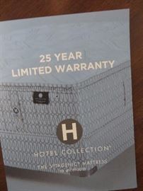 excellent condition King Matress / Hotel Collection