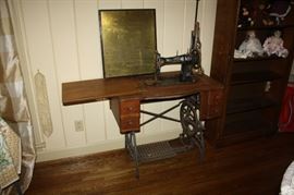 White vintage sewing machine.  Very unique