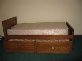 Solid Wood Trundle Bed - Like New