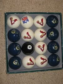 St. Louis Cardinals & Rams Pool Cue Ball set
