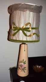 Frighteningly ugly 1940's-50's lamp 